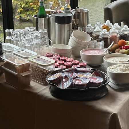 Hotel Restaurant Het Witte Paard เดลเด็น ภายนอก รูปภาพ