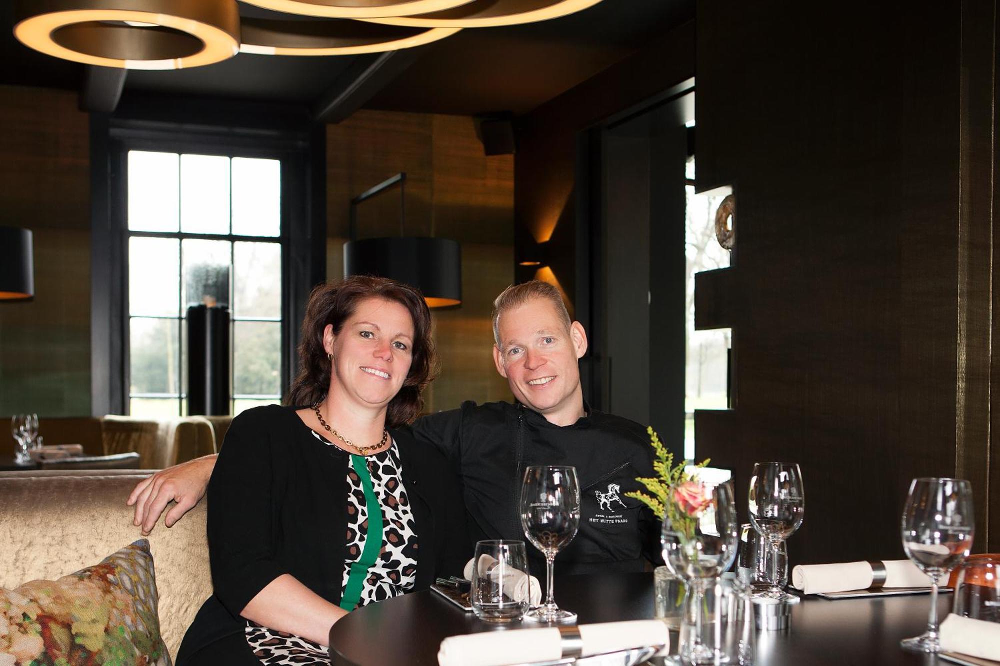 Hotel Restaurant Het Witte Paard เดลเด็น ภายนอก รูปภาพ