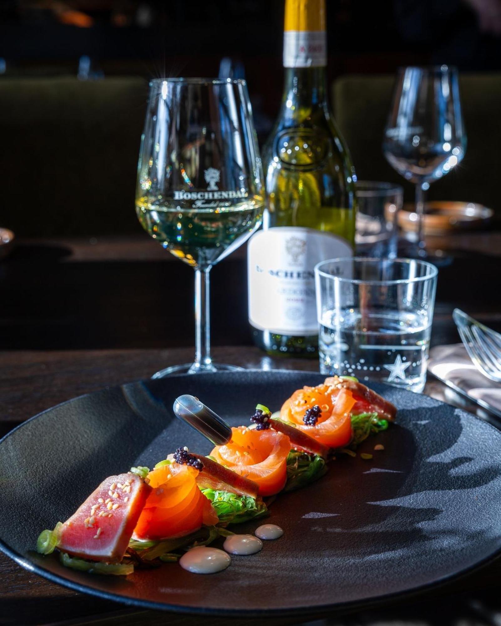 Hotel Restaurant Het Witte Paard เดลเด็น ภายนอก รูปภาพ