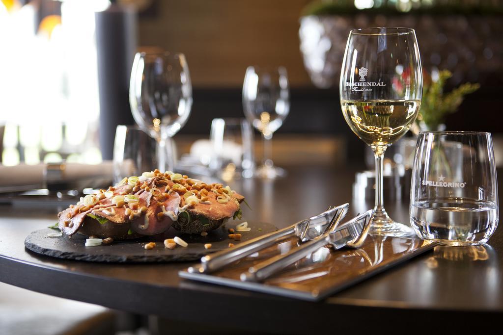 Hotel Restaurant Het Witte Paard เดลเด็น ภายนอก รูปภาพ